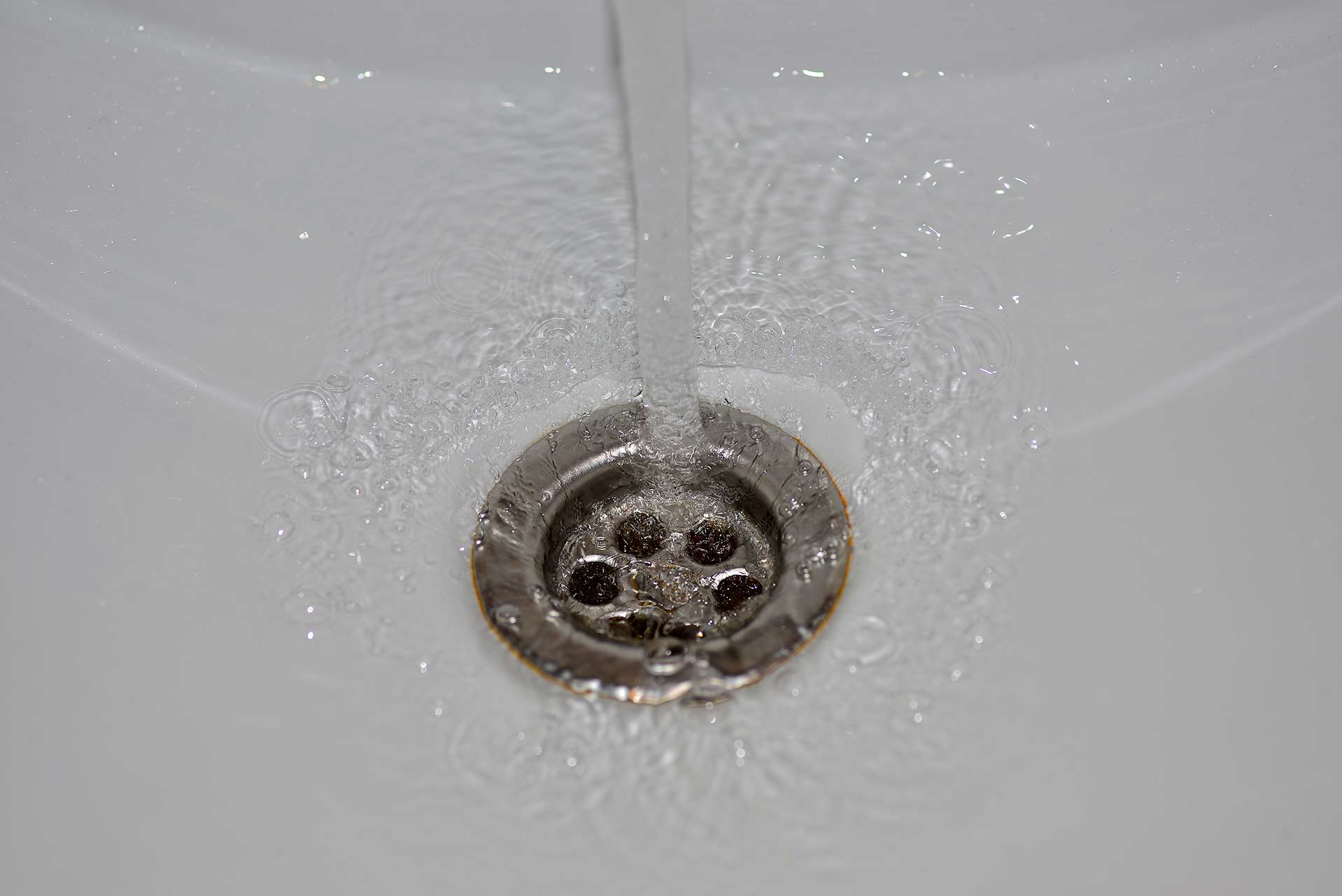 A2B Drains provides services to unblock blocked sinks and drains for properties in Gosport.
